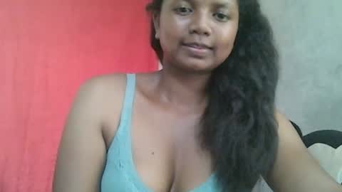 Snapshot of juicy_pretty chatting on December 2024 08:41:01 AM stellah online show from December 2024 08:41:01 AM