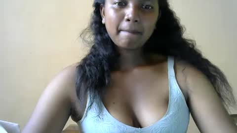 Snapshot of juicy_pretty chatting on February 2025 11:28:02 AM stellah online show from February 2025 11:28:02 AM