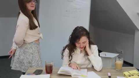 Snapshot of juicy_secrets_054 chatting on February 2026 12:20:01 PM Elza online show from February 2026 12:20:01 PM