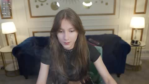 Snapshot of juicy_secrets_054 chatting on February 2026 11:31:02 AM Elza online show from February 2026 11:31:02 AM