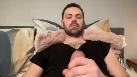 Snapshot of juicybonewar chatting on December 2024 11:03:01 PM Daddy Tiger online show from December 2024 11:03:01 PM