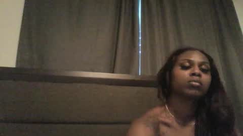 Snapshot of juicyexotic chatting on November 2025 02:32:01 PM JuicyExotic online show from November 2025 02:32:01 PM