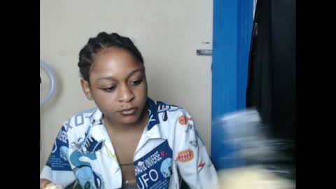 juicynwetx online show from February 2025 07:20:01 AM