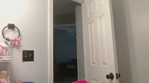 juicypeach2804 online show from April 2026 09:10:02 PM