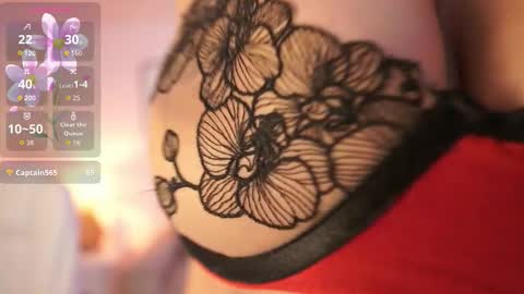 Jules Bennett online show from September 2025 01:04:01 PM