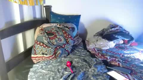 Julfigo online show from March 2026 09:04:01 AM