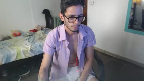 Julfigo online show from April 2026 03:39:02 PM