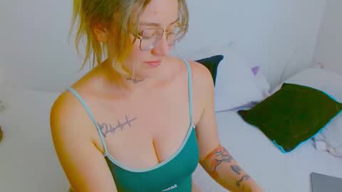  Juliana Torres  online show from February 2026 06:58:01 PM