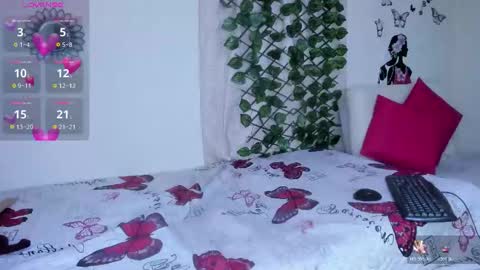 Juli online show from November 2025 01:28:01 PM