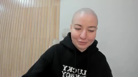 Snapshot of julia_bright chatting on April 2026 02:22:01 PM julia bright online show from April 2026 02:22:01 PM