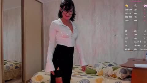 Snapshot of julia_frey chatting on September 2025 05:44:01 AM Julia online show from September 2025 05:44:01 AM