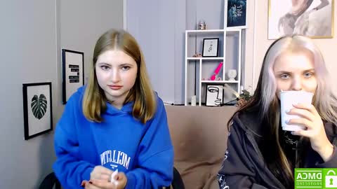 Julia  online show from December 2024 01:57:02 PM