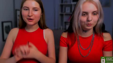 Julia  online show from December 2024 08:21:02 PM