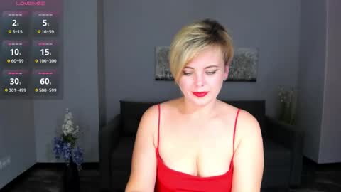 Julia online show from September 2025 12:19:01 PM