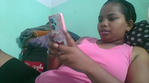 juliah02 online show from January 2025 06:12:01 AM