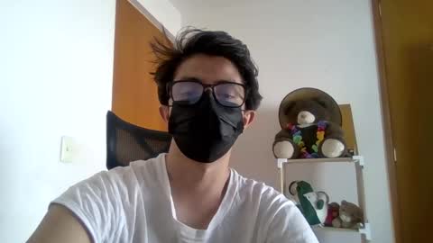 Snapshot of julian_mora7 chatting on February 2025 04:46:02 PM Julian Mora online show from February 2025 04:46:02 PM