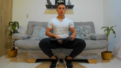 julian_wallace online show from January 2025 03:07:02 PM