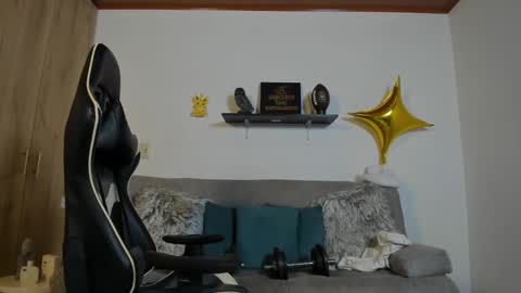 julian_wallace online show from September 2025 03:06:01 AM