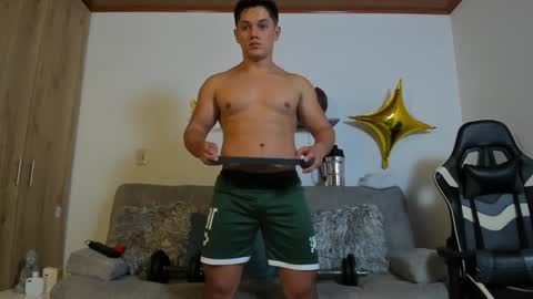 julian_wallace online show from September 2025 04:31:02 PM