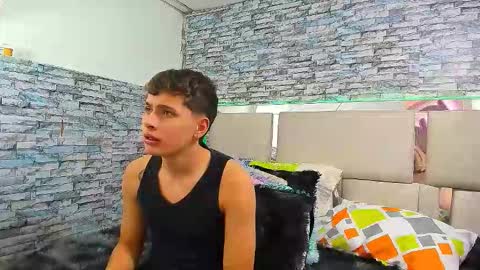 julian online show from September 2025 01:24:02 PM