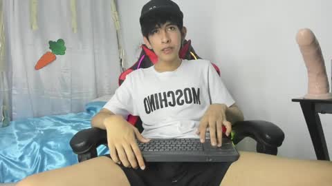 Julian online show from April 2026 07:26:02 PM