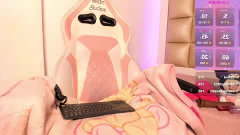 juliana_js_ online show from September 2025 04:40:02 PM