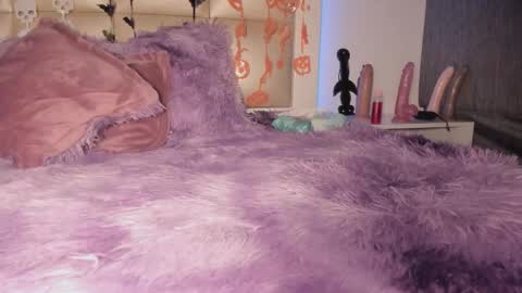 juliana_js_ online show from October 2025 07:51:01 AM