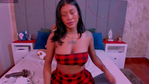 Snapshot of julianamiller chatting on December 2024 02:09:02 AM juli online show from December 2024 02:09:02 AM