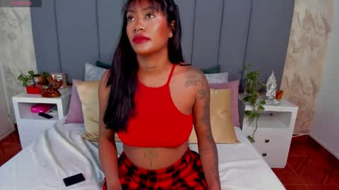 juli online show from October 2025 12:55:01 AM