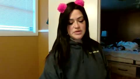 Snapshot of julianaxxxrose chatting on February 2025 03:31:02 PM Texas Mamasita online show from February 2025 03:31:02 PM