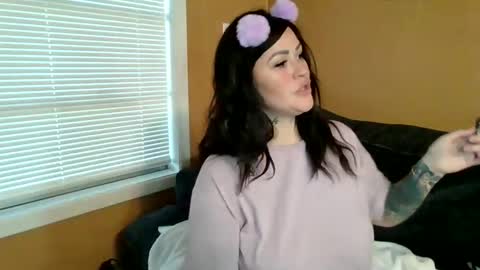 Snapshot of julianaxxxrose chatting on February 2025 03:41:02 PM Texas Mamasita online show from February 2025 03:41:02 PM