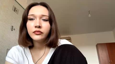 Snapshot of julianbatman chatting on March 2026 08:09:01 AM Kira online show from March 2026 08:09:01 AM