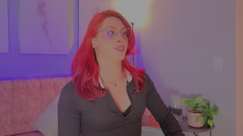 Juliana online show from December 2025 01:36:01 AM