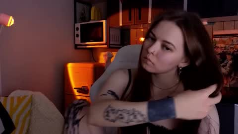 julidropp online show from February 2026 05:45:02 PM