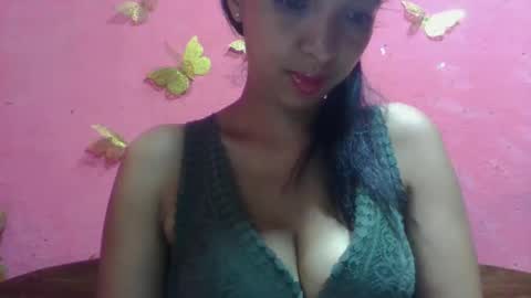 julie0612 online show from November 2025 06:57:01 AM