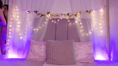 Juliet Bennet online show from February 2026 03:44:01 AM