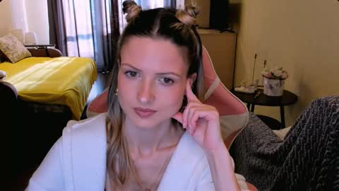 Julie online show from February 2026 06:19:02 AM