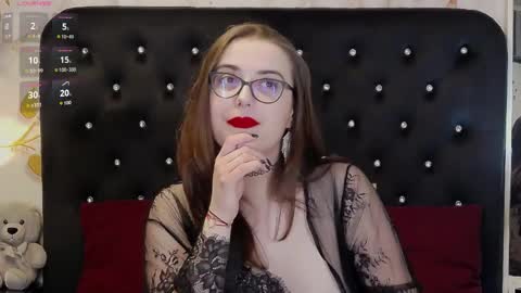 Snapshot of julieannx chatting on May 2026 05:02:02 AM Julia online show from May 2026 05:02:02 AM