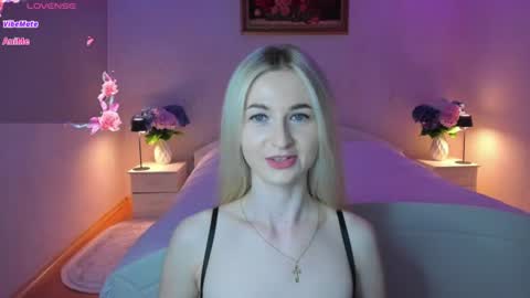 julieblazex online show from June 2026 08:30:02 PM