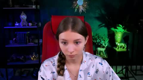 juliedaniel online show from October 2025 08:25:01 AM