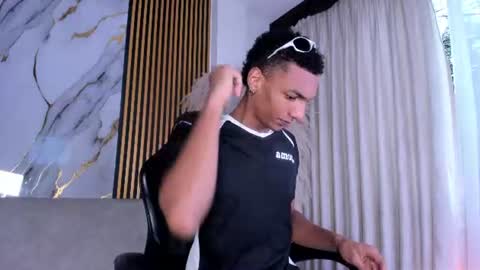 Julien online show from July 2026 11:48:02 AM