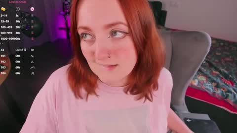 Snapshot of juliet_schoolgirl chatting on February 2025 03:39:02 PM Juliet online show from February 2025 03:39:02 PM