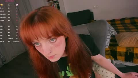 Snapshot of juliet_schoolgirl chatting on June 2026 12:11:01 AM Juliet online show from June 2026 12:11:01 AM