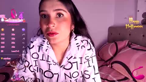 Julieta4 online show from October 2025 10:52:02 PM