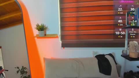 Juli online show from November 2025 03:03:02 PM