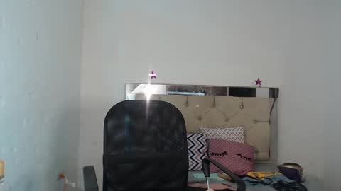 julieta__fox_ online show from March 2025 09:33:02 AM