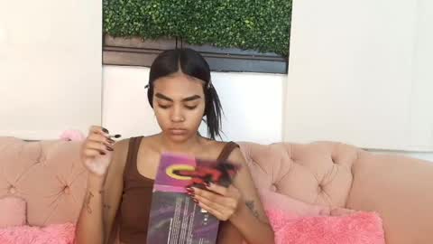 Juli online show from April 2026 07:06:02 PM