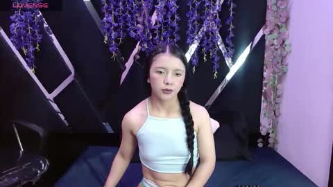 Snapshot of julieta_diamond chatting on December 2025 07:42:02 PM Julieta online show from December 2025 07:42:02 PM