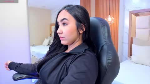     online show from January 2026 10:00:02 PM