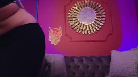  Julieta  online show from November 2025 11:31:02 AM